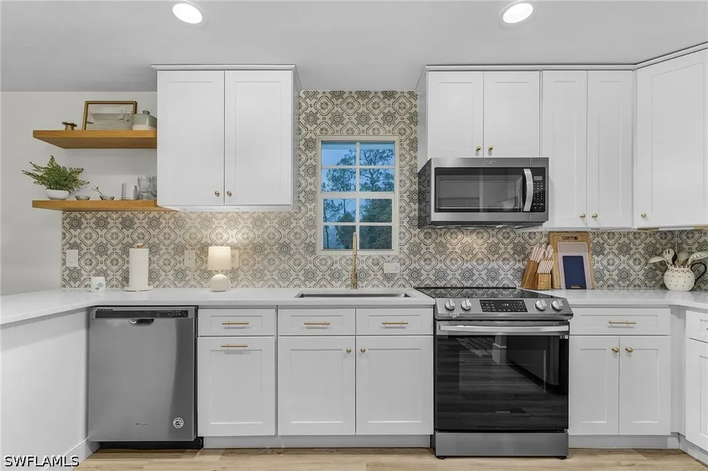 6155 Standing Oaks Lane Naples FL 34119