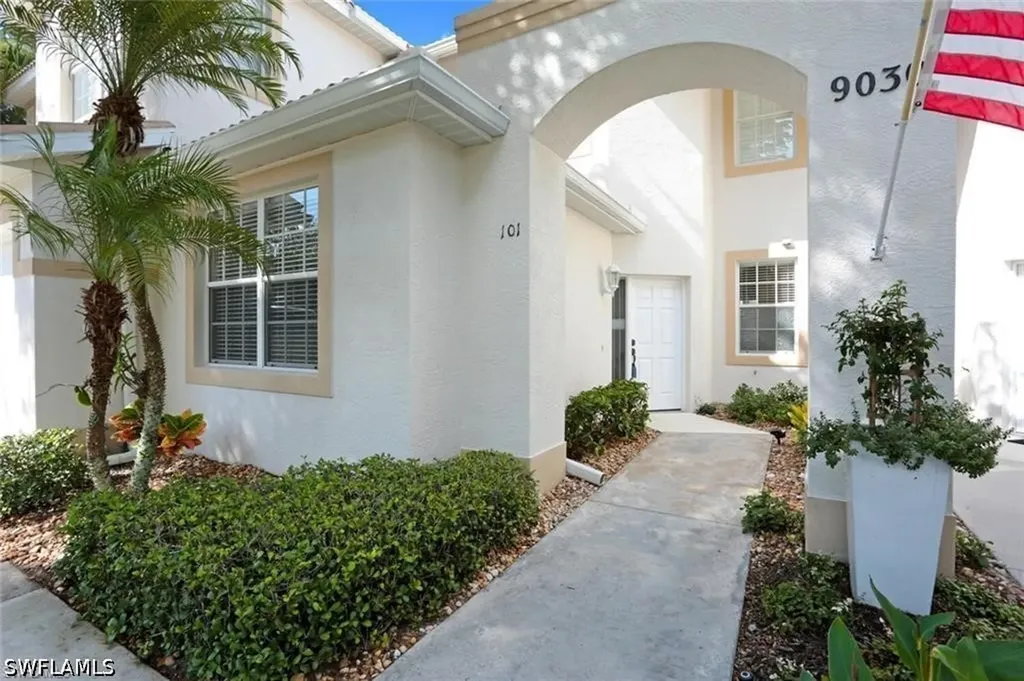 9030 Las Maderas Drive Bonita Springs FL 34135