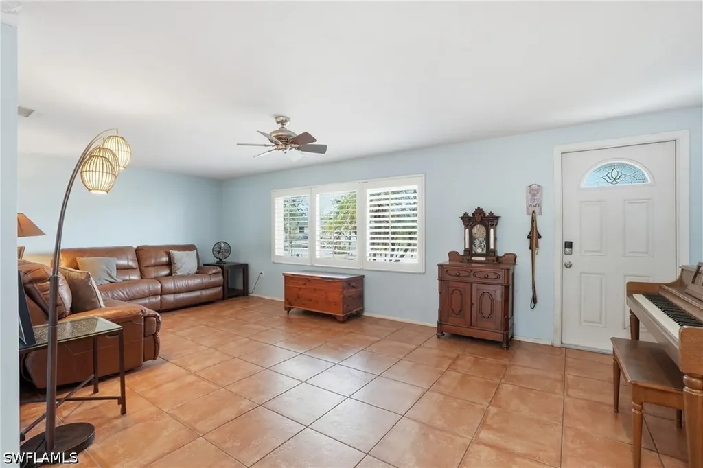 27605 Playa Del Rey Lane Bonita Springs FL 34135