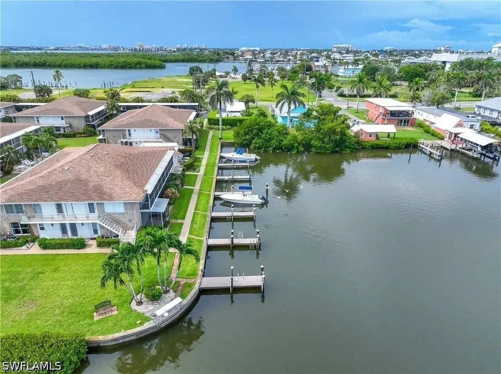330 Kon Tiki Drive Naples FL 34113