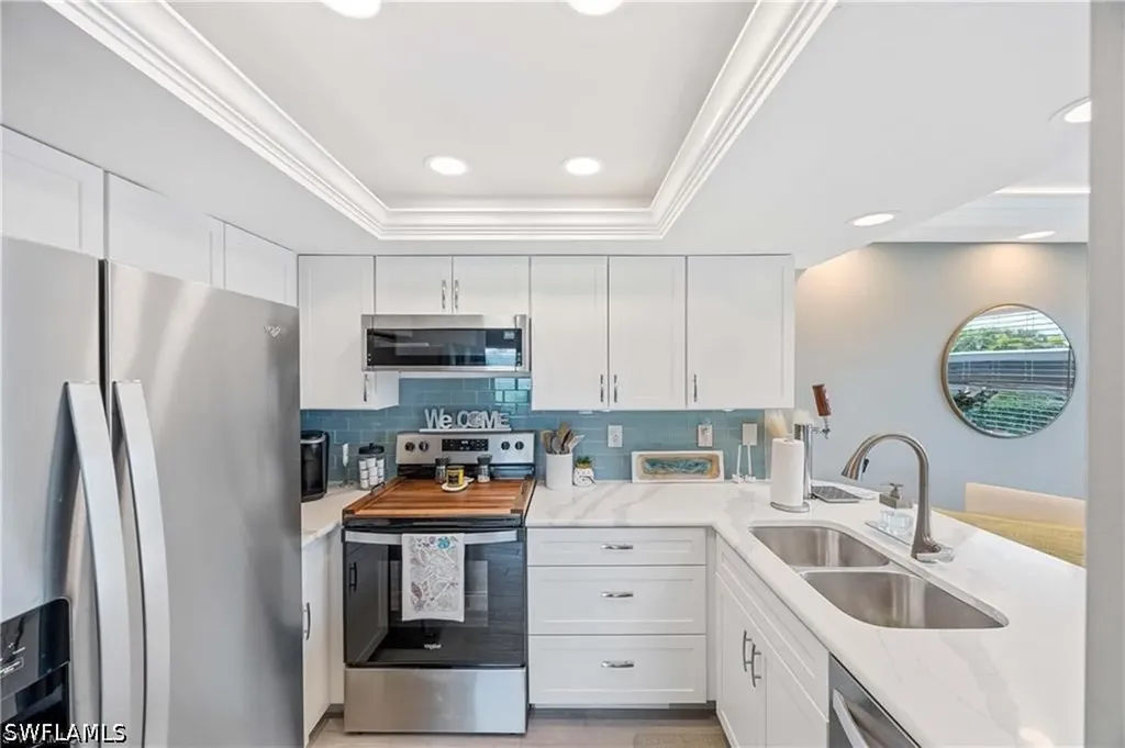 330 Kon Tiki Drive Naples FL 34113