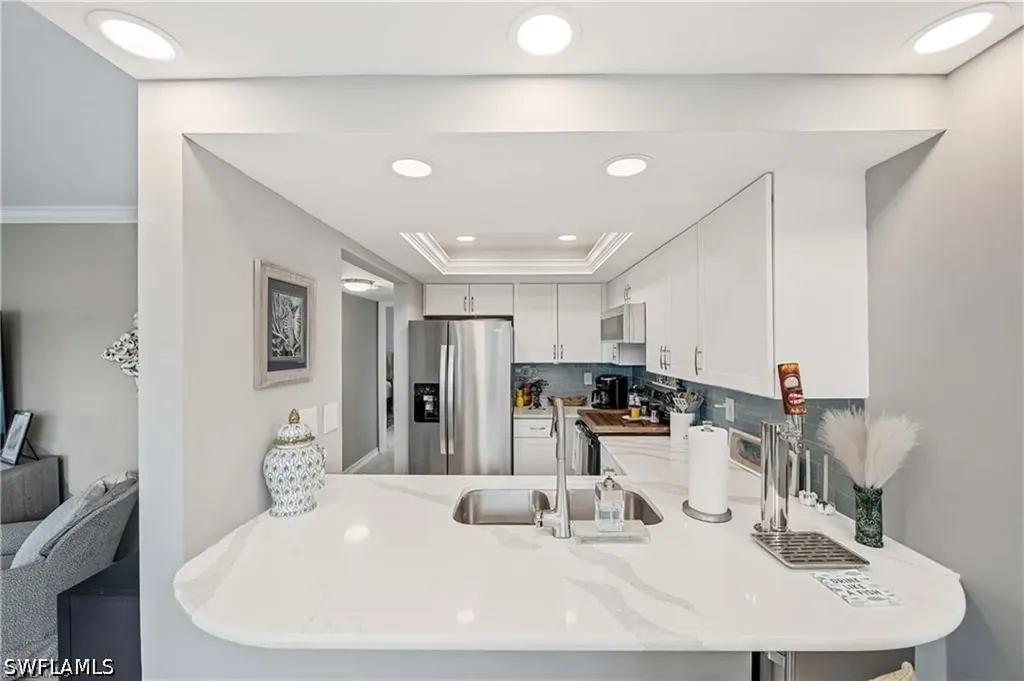 330 Kon Tiki Drive Naples FL 34113