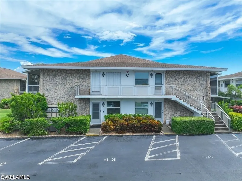 330 Kon Tiki Drive Naples FL 34113