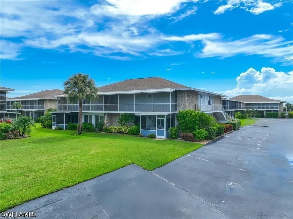 330 Kon Tiki Drive Naples FL 34113