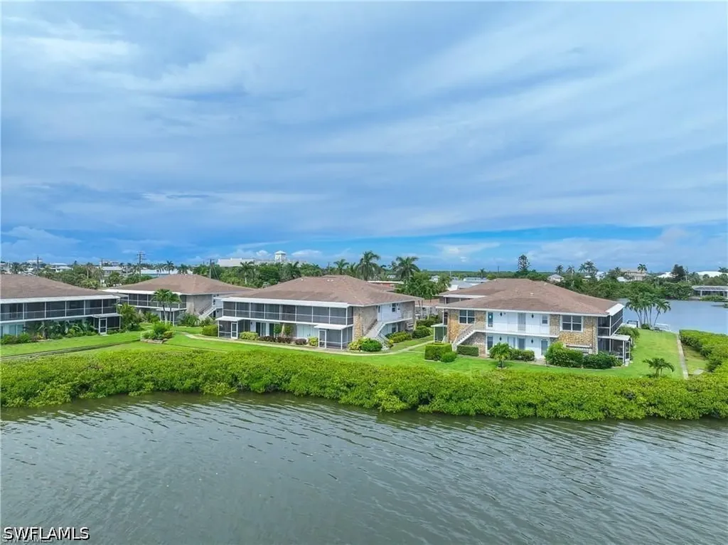 330 Kon Tiki Drive Naples FL 34113