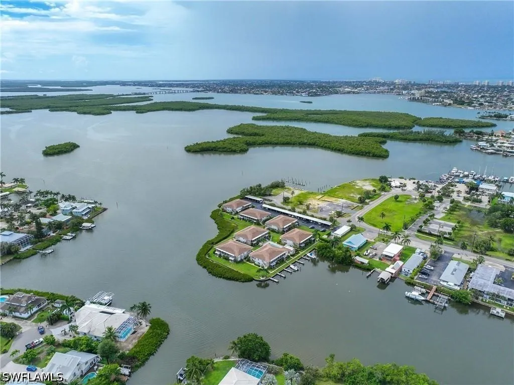 330 Kon Tiki Drive Naples FL 34113