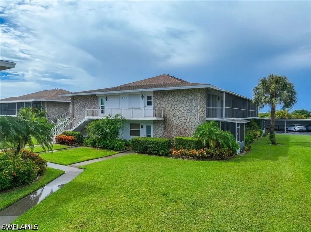 330 Kon Tiki Drive Naples FL 34113