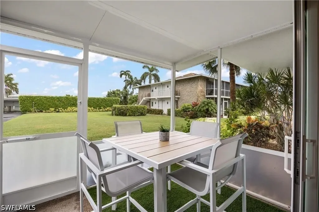 330 Kon Tiki Drive Naples FL 34113