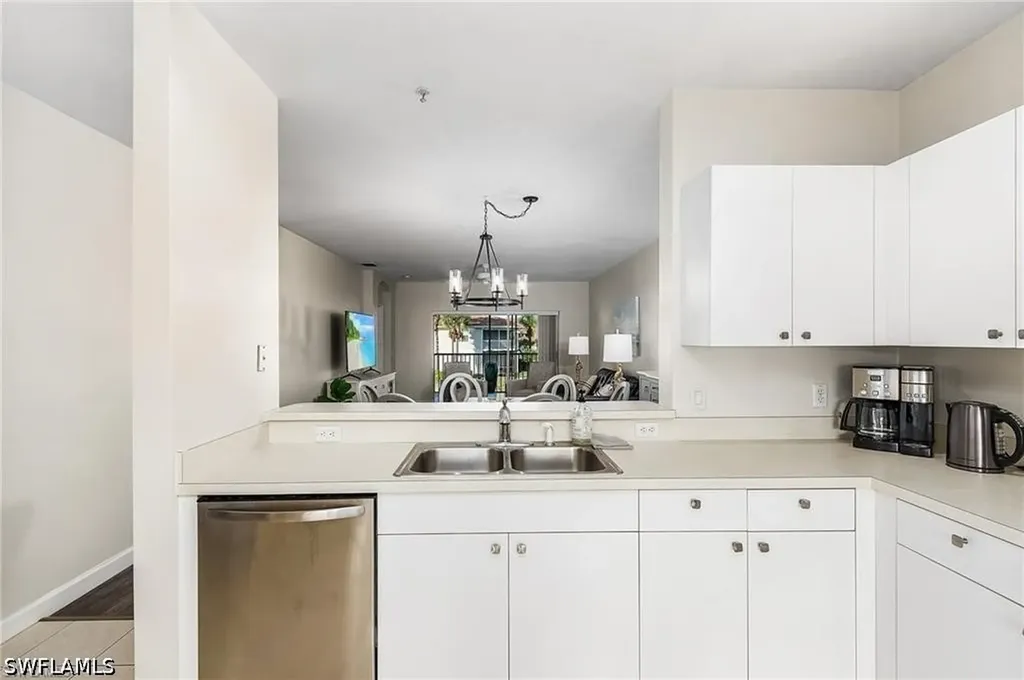 3009 Driftwood Way Naples FL 34109
