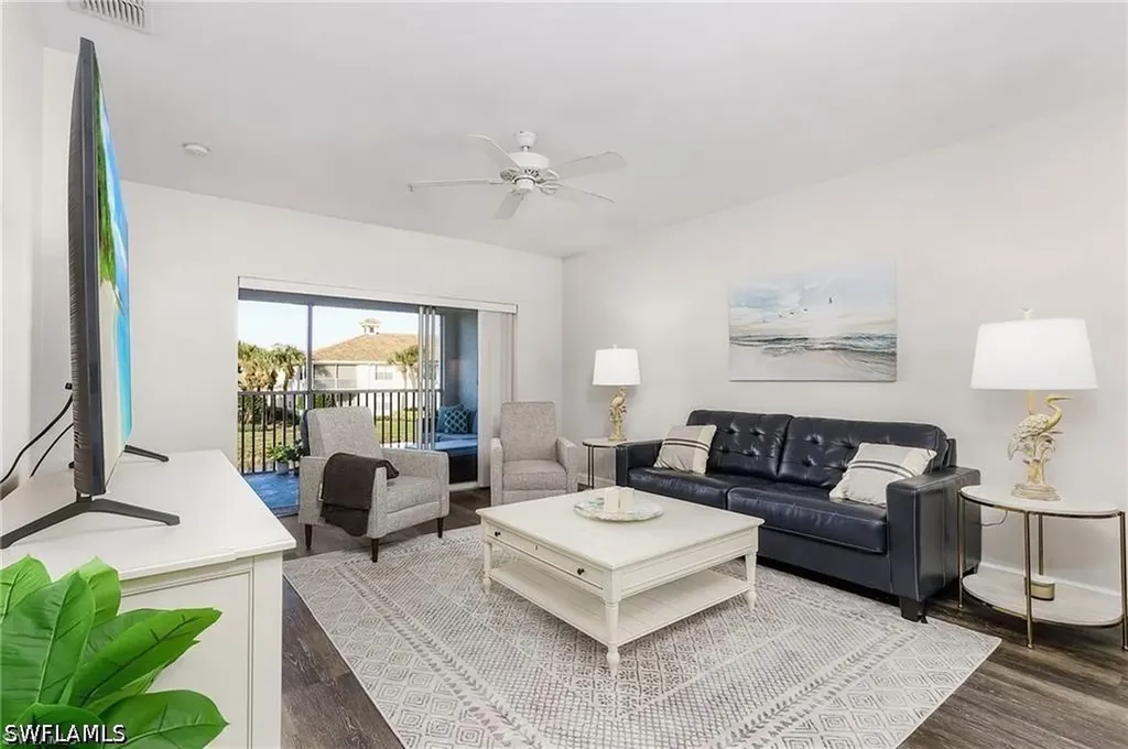 3009 Driftwood Way Naples FL 34109