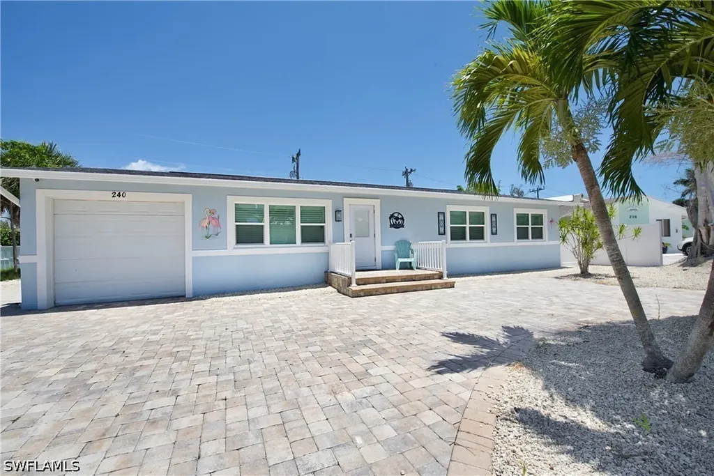 Fort Myers Beach FL, 240 Fairweather Lane