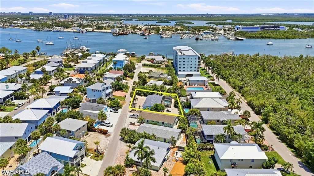 240 Fairweather Lane Fort Myers Beach FL 33931