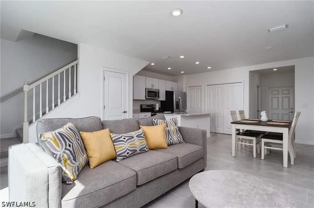 14267 Oviedo Place Fort Myers FL 33905