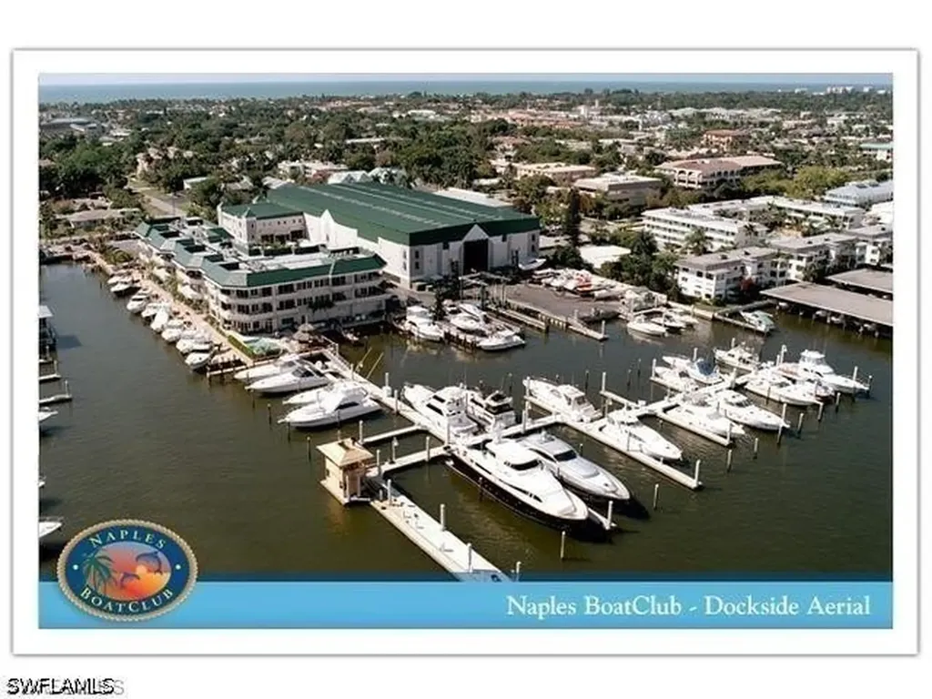 891 10th Street S Naples FL 34102