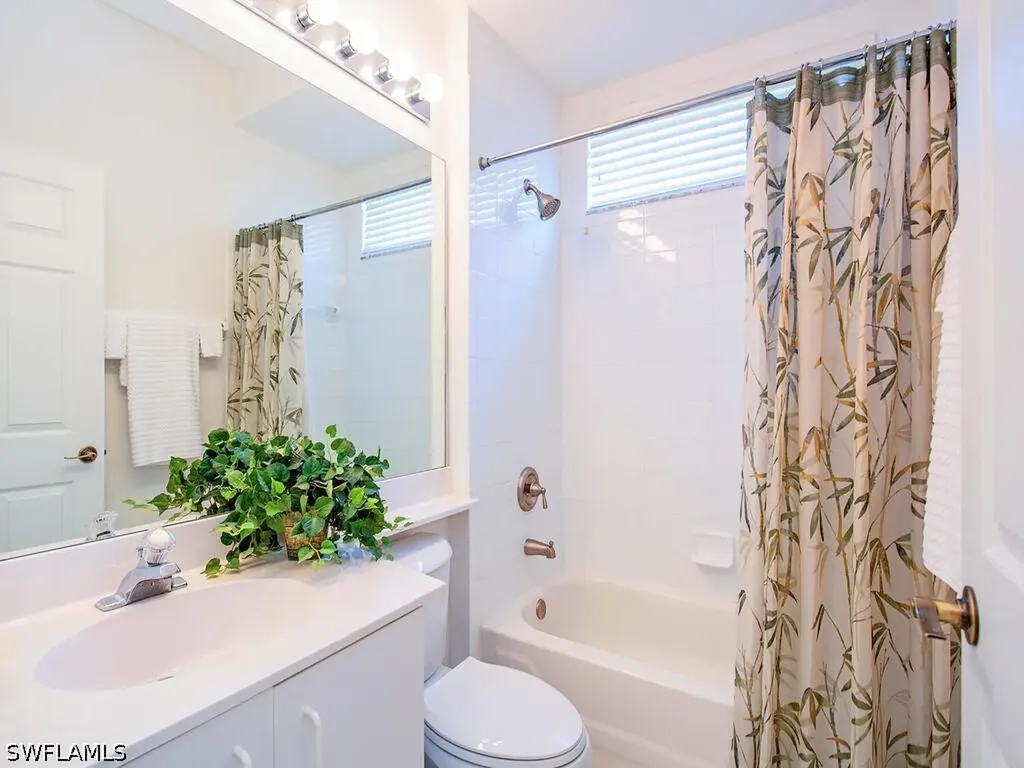 2285 Harmony Lane Naples FL 34109
