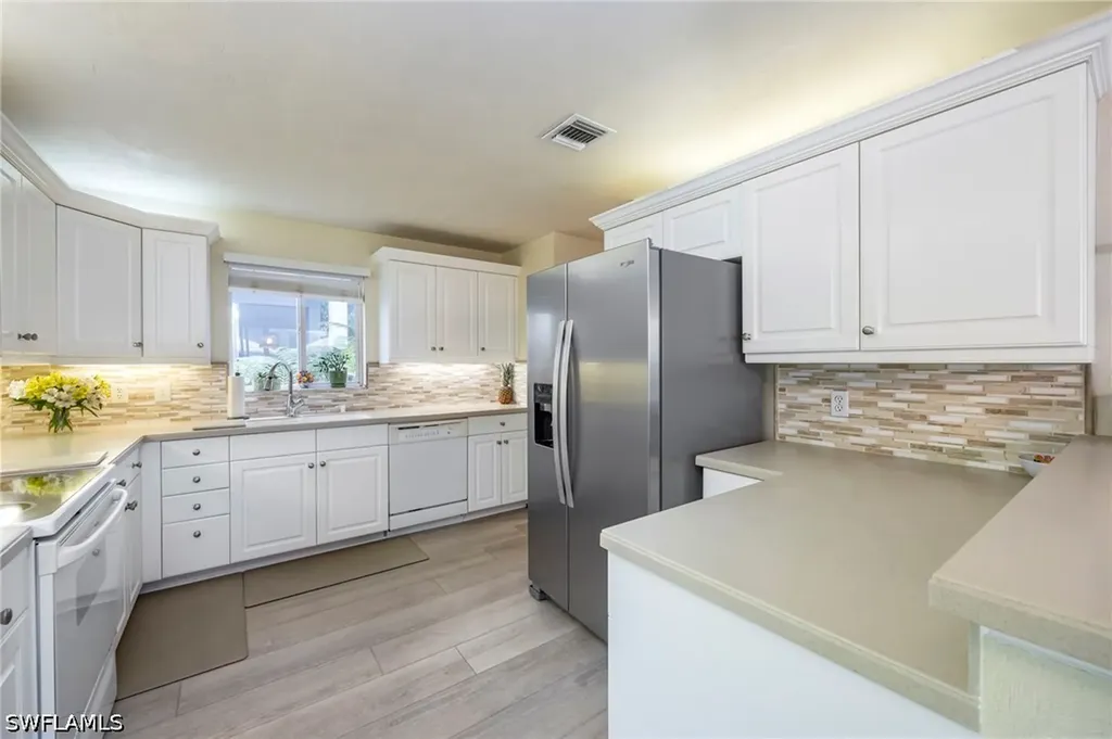 780 Waterford Drive Naples FL 34113
