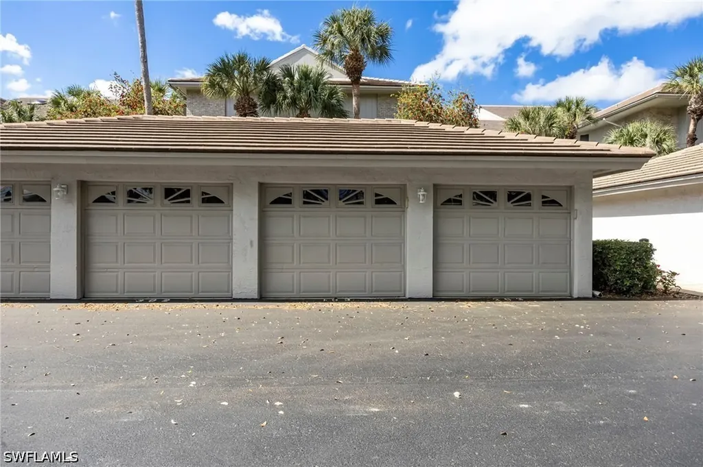 780 Waterford Drive Naples FL 34113