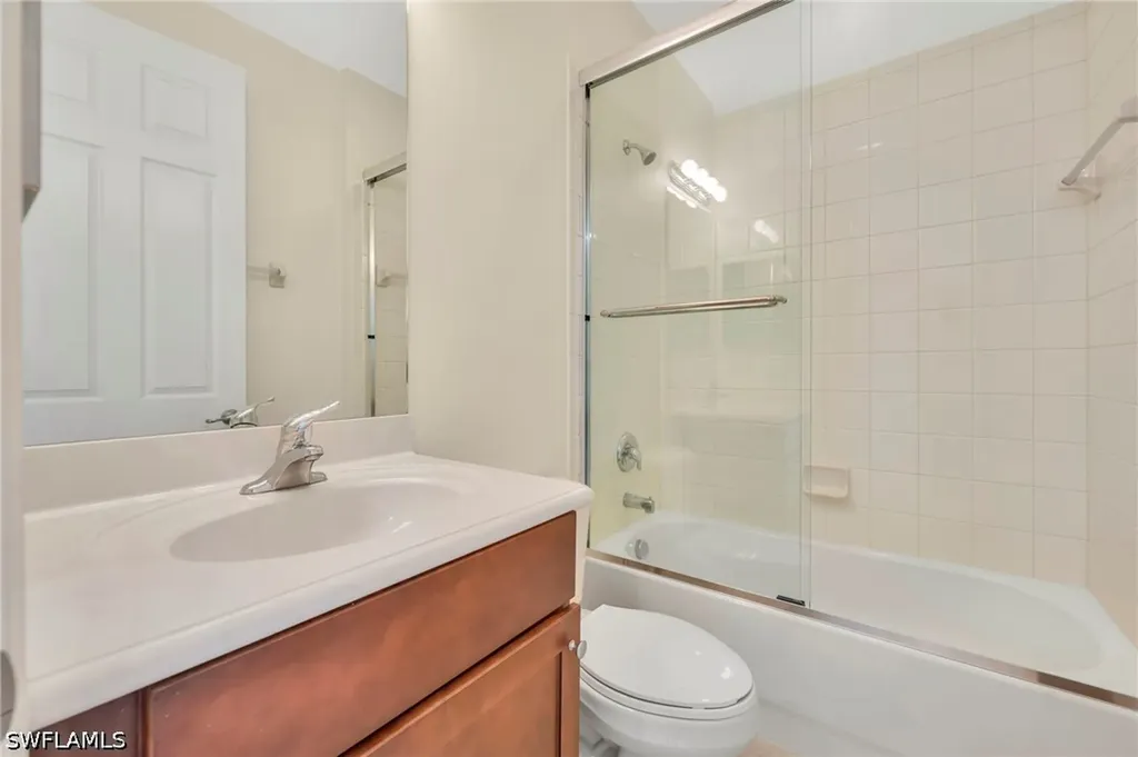 6505 Monterey Point Naples FL 34105