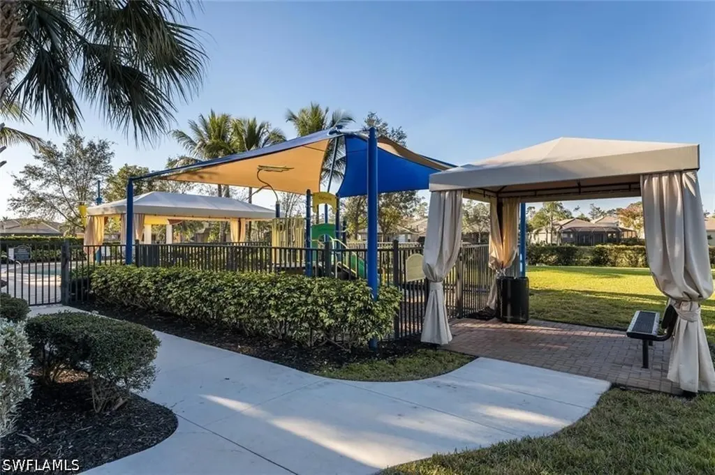 6505 Monterey Point Naples FL 34105