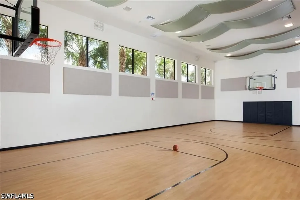 6505 Monterey Point Naples FL 34105