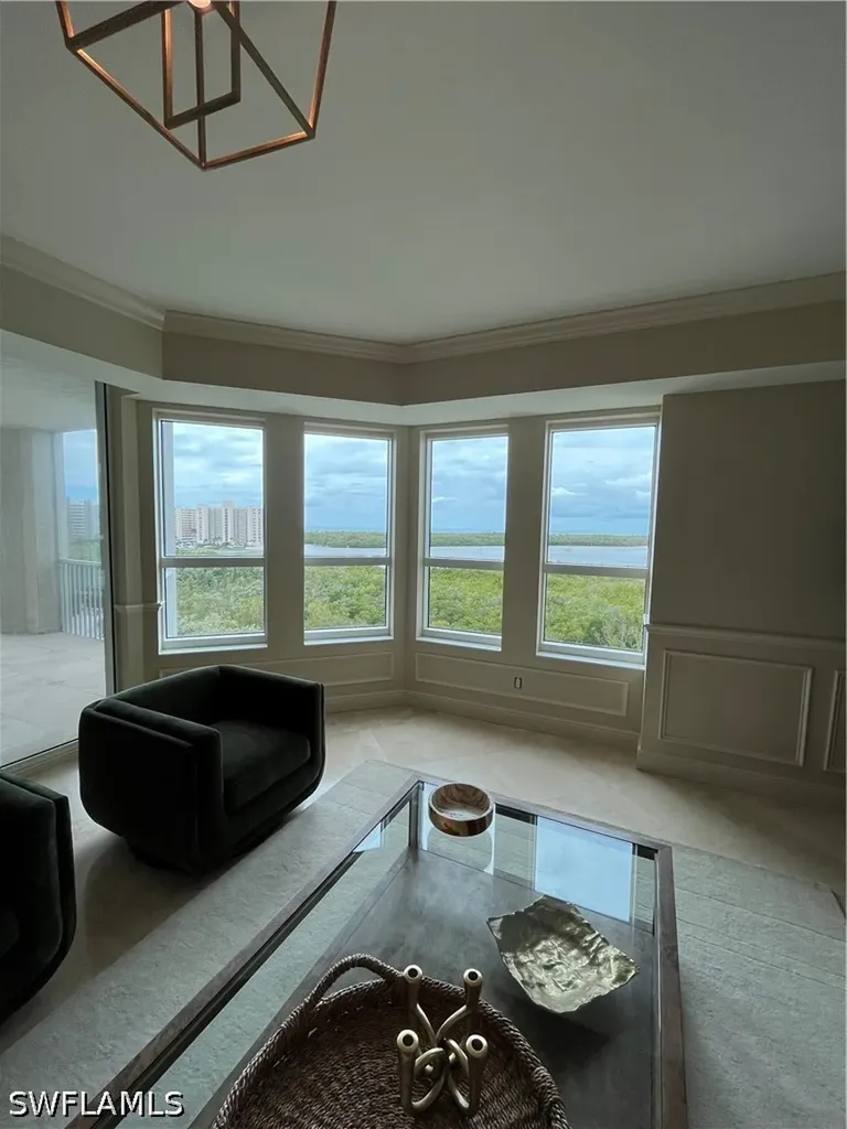 285 Grande Way Naples FL 34110