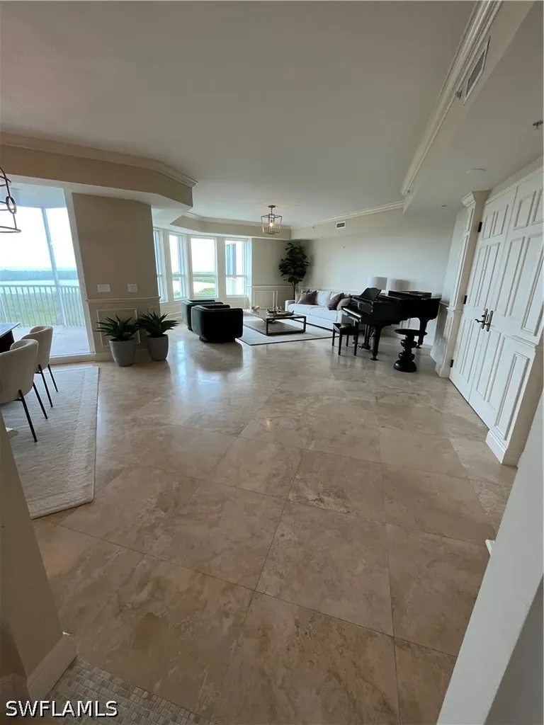 285 Grande Way Naples FL 34110