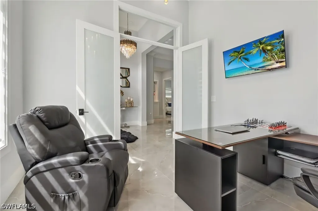 431 16th Avenue NE Naples FL 34120