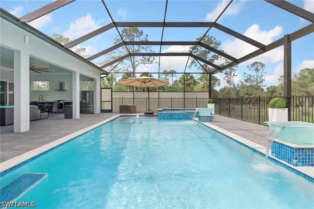 431 16th Avenue NE Naples FL 34120