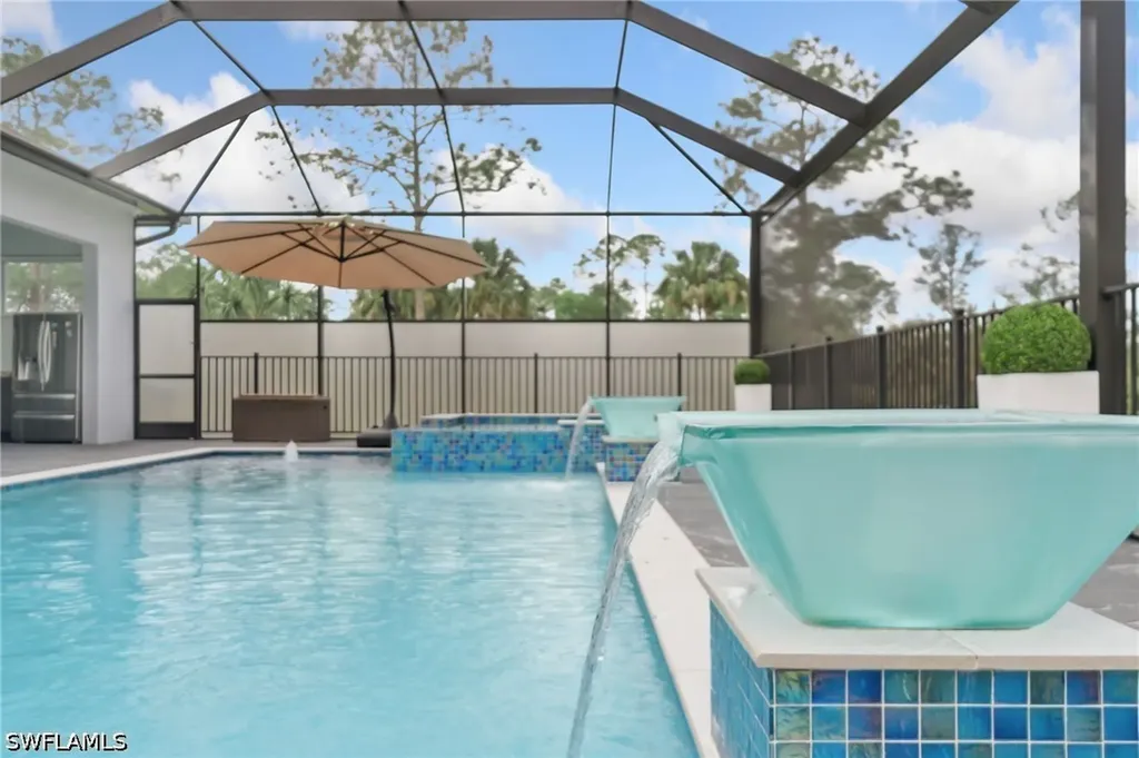 431 16th Avenue NE Naples FL 34120