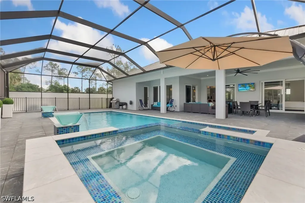 431 16th Avenue NE Naples FL 34120