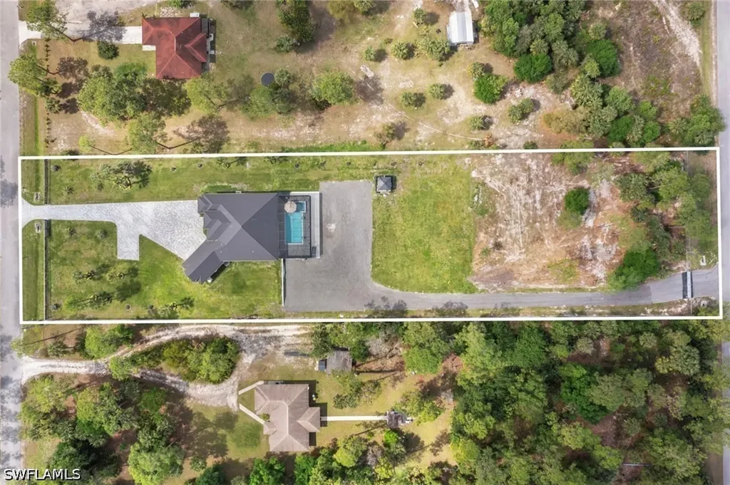 431 16th Avenue NE Naples FL 34120