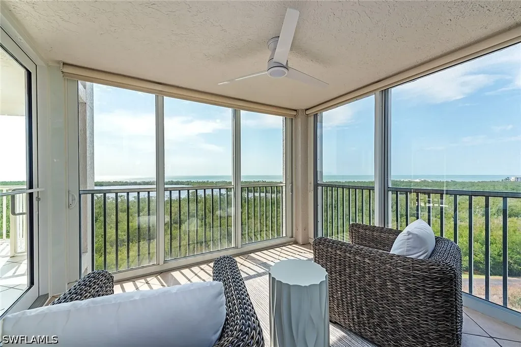 6849 Grenadier Boulevard Naples FL 34108