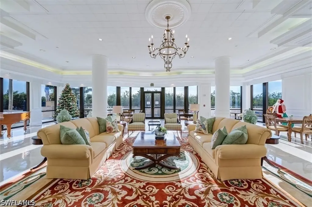 6849 Grenadier Boulevard Naples FL 34108