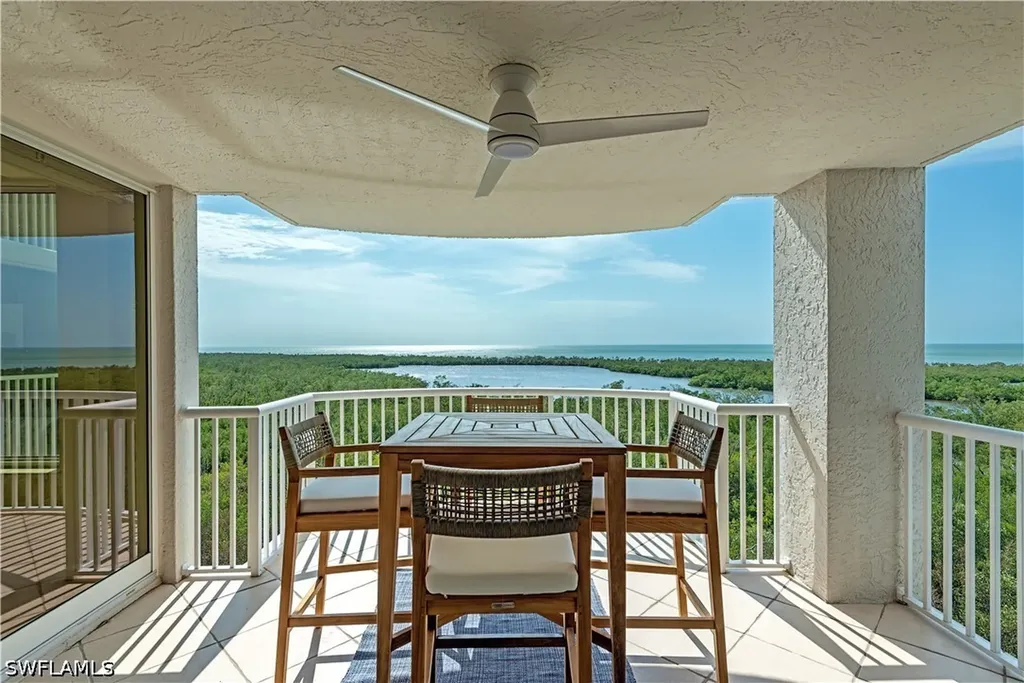6849 Grenadier Boulevard Naples FL 34108