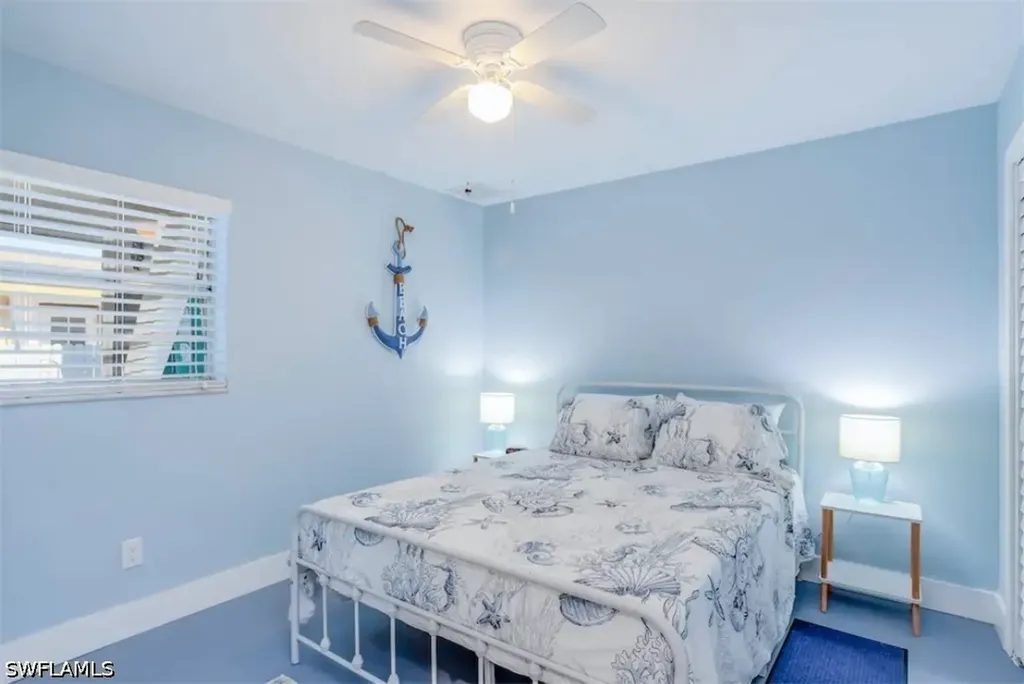 1780 Smugglers Cove Naples FL 34112
