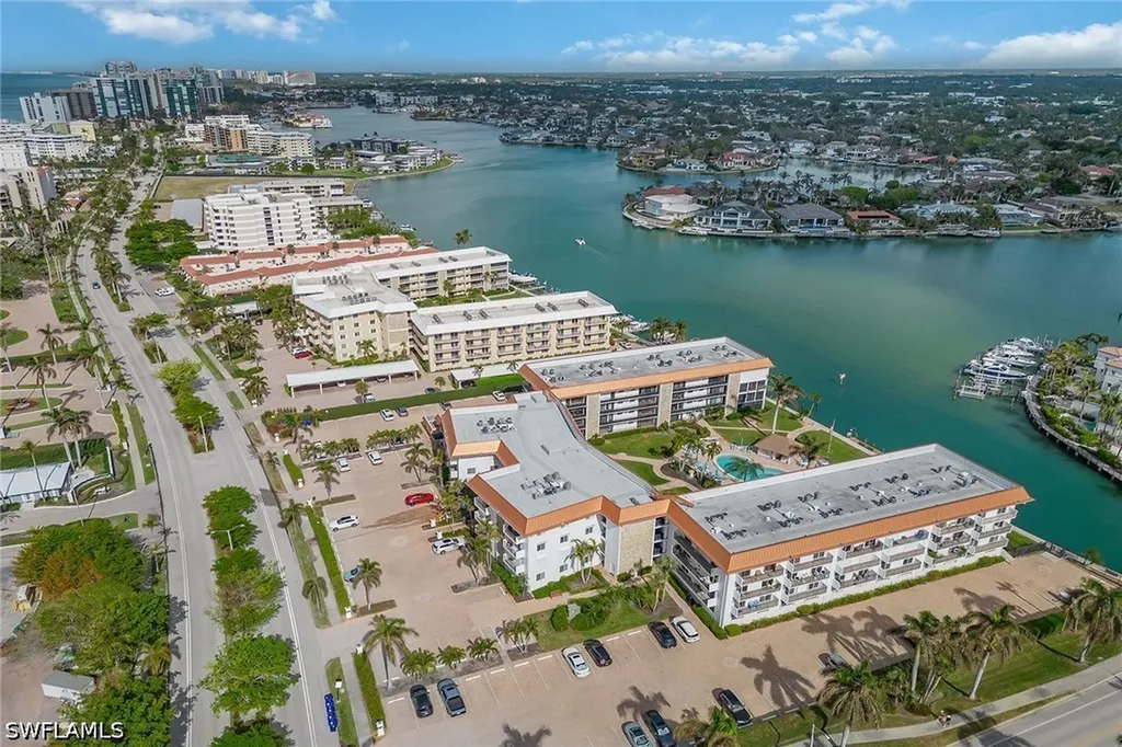 2900 Gulf Shore Boulevard N Naples FL 34103