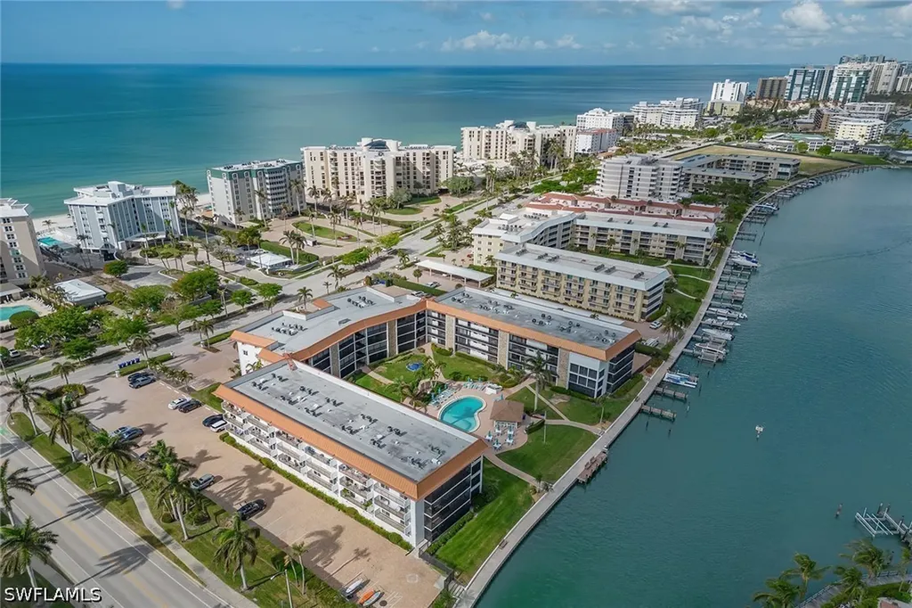 2900 Gulf Shore Boulevard N Naples FL 34103