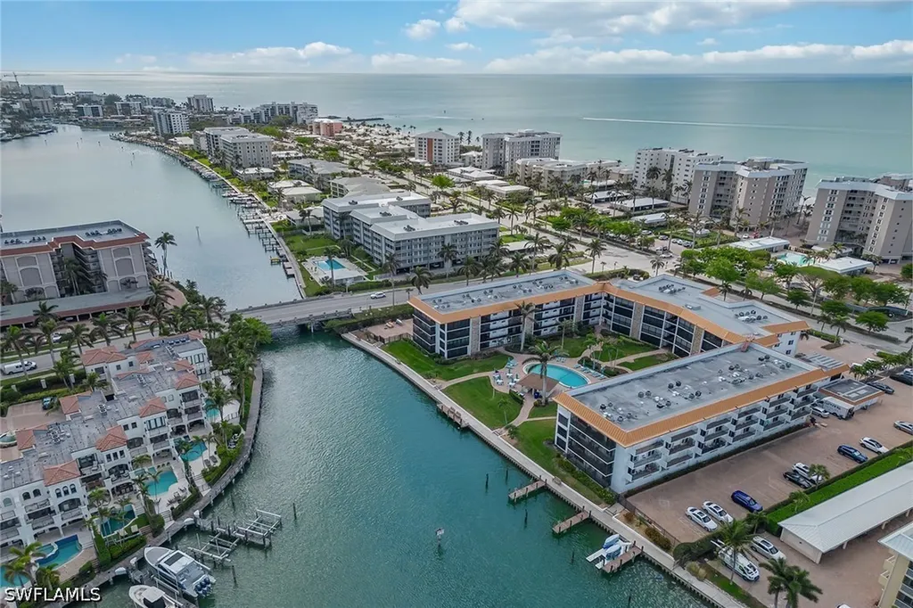 2900 Gulf Shore Boulevard N Naples FL 34103