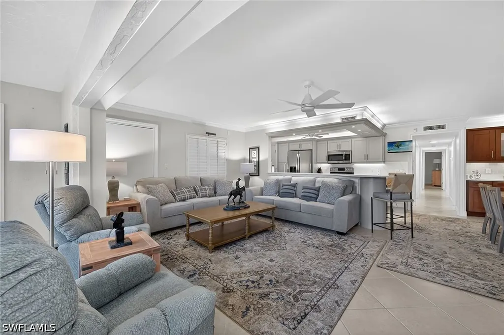 2900 Gulf Shore Boulevard N Naples FL 34103