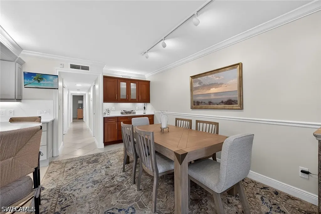 2900 Gulf Shore Boulevard N Naples FL 34103
