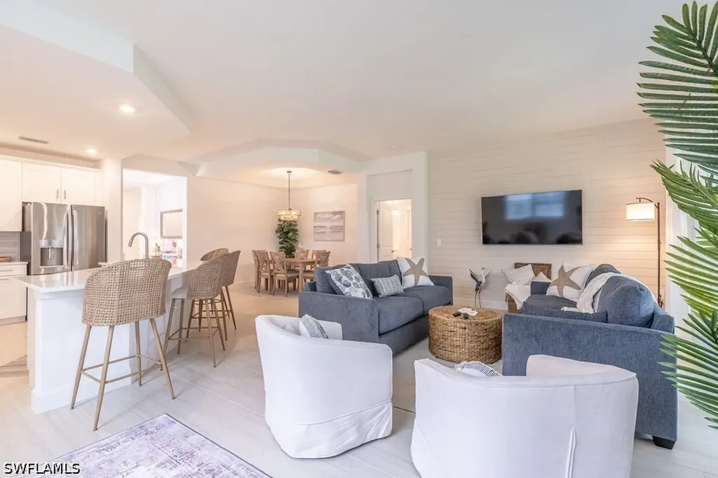 16903 Fairgrove Way Naples FL 34110