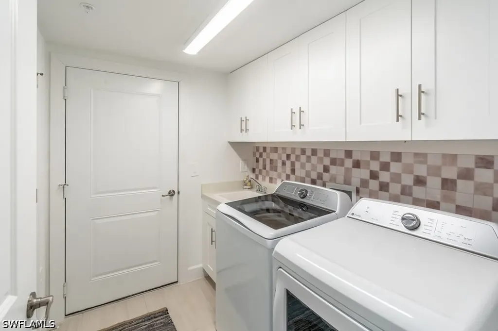 16903 Fairgrove Way Naples FL 34110