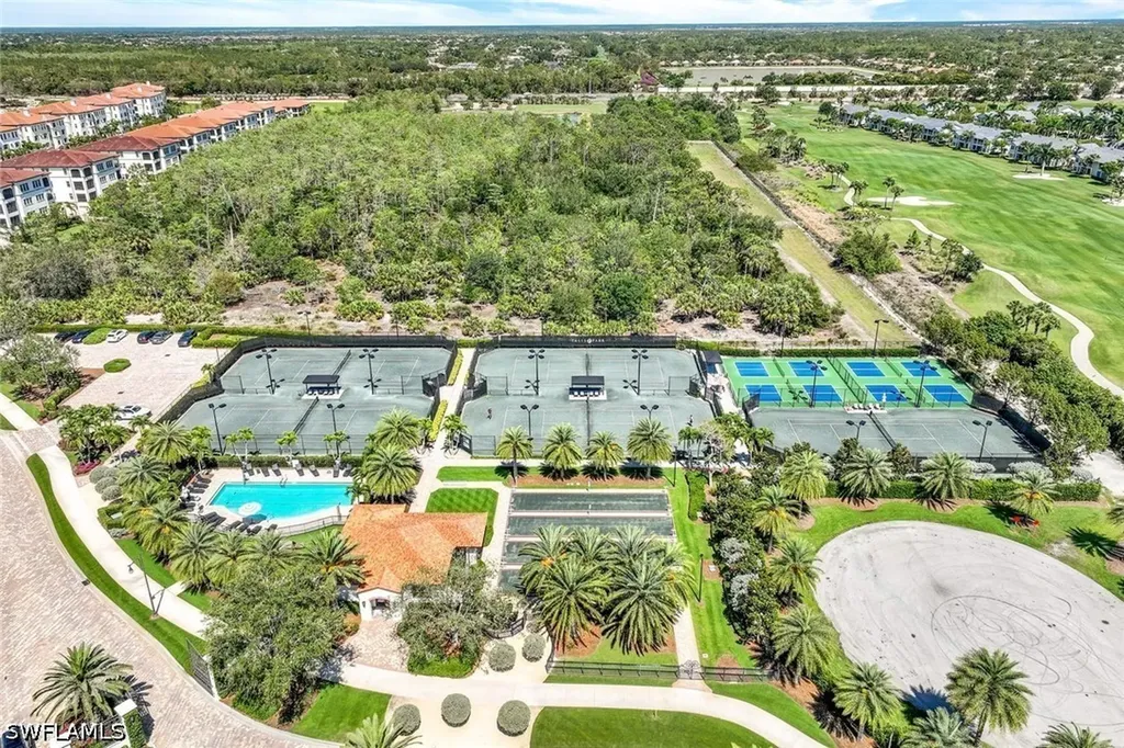 16903 Fairgrove Way Naples FL 34110