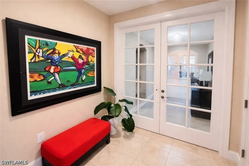 2547 Marquesa Royale Lane Naples FL 34109