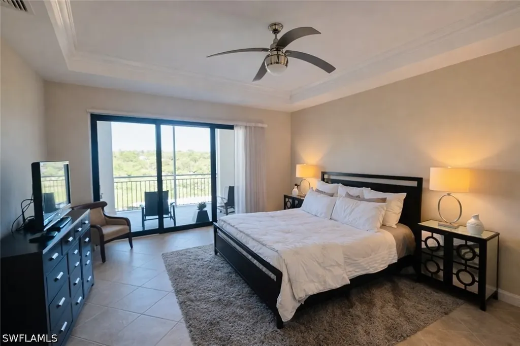 2547 Marquesa Royale Lane Naples FL 34109