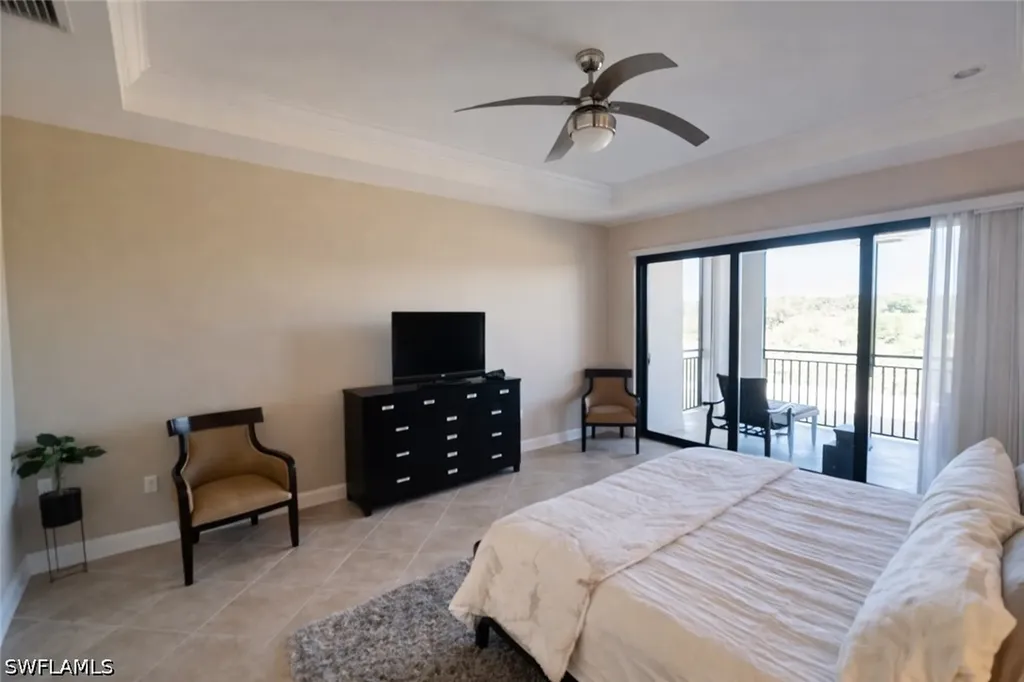 2547 Marquesa Royale Lane Naples FL 34109