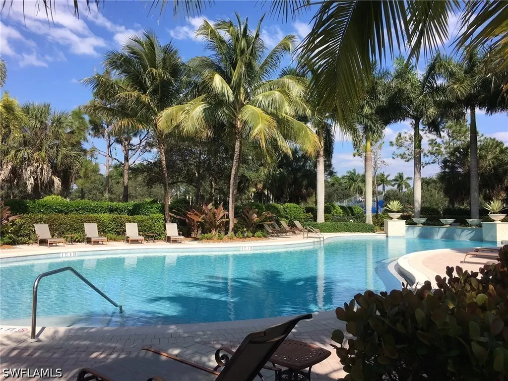 2547 Marquesa Royale Lane Naples FL 34109