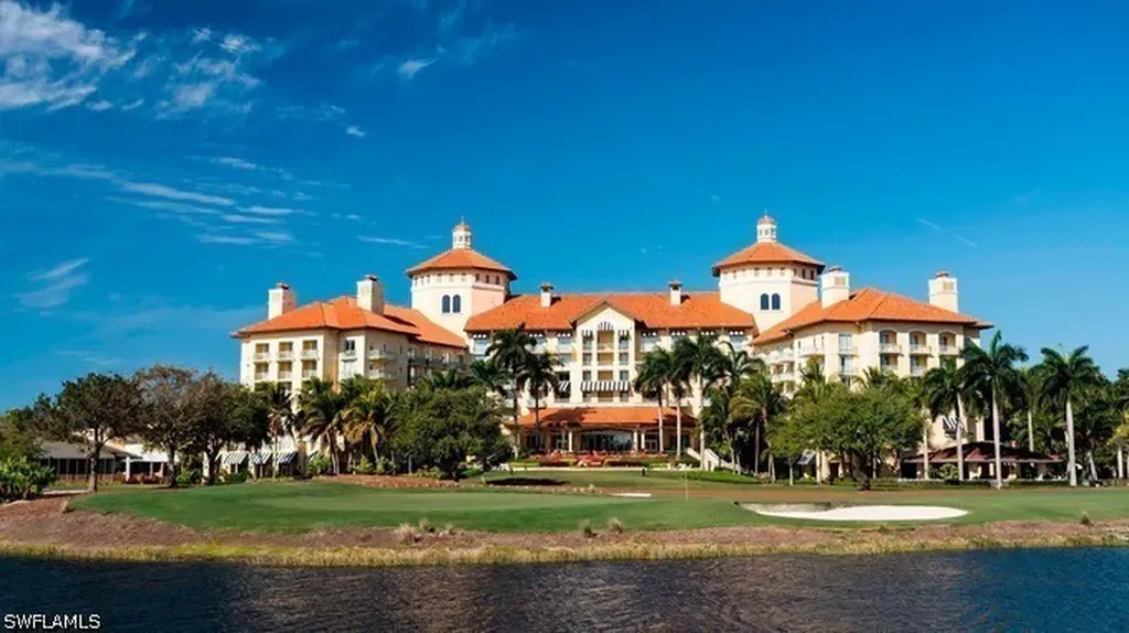 2547 Marquesa Royale Lane Naples FL 34109