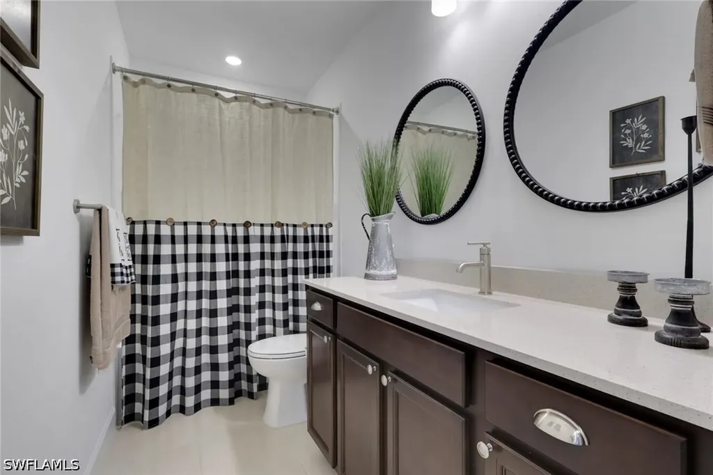 1746 Terreno Boulevard Naples FL 34120