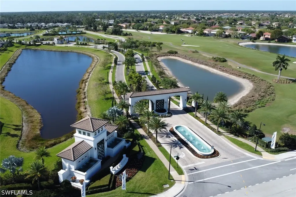 1746 Terreno Boulevard Naples FL 34120